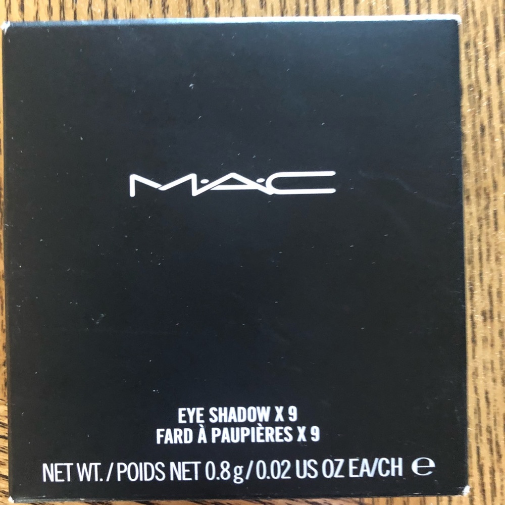 Mac eyeshadow